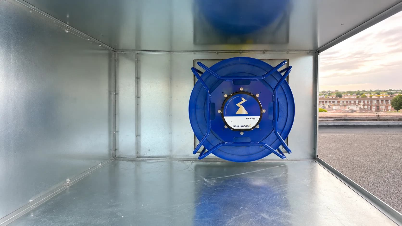 EC fan unit installed in an existing air handling unit
