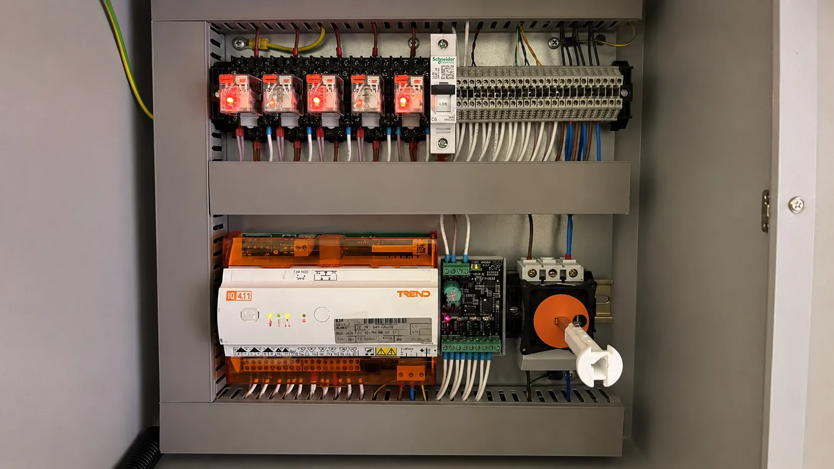 AHU controller panel and building controls upgrade by BVS