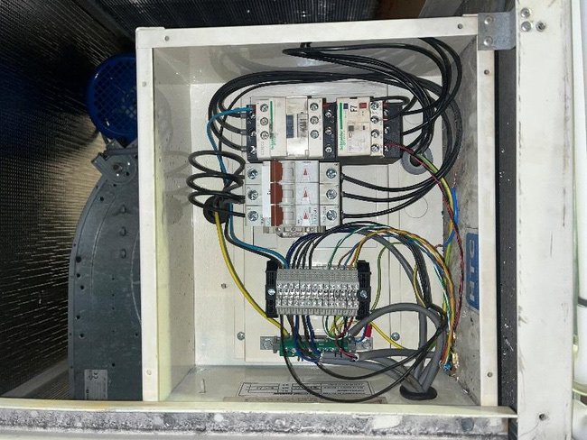 Old electrical control panel at ProCook Westfield prior to AHU controls upgrade