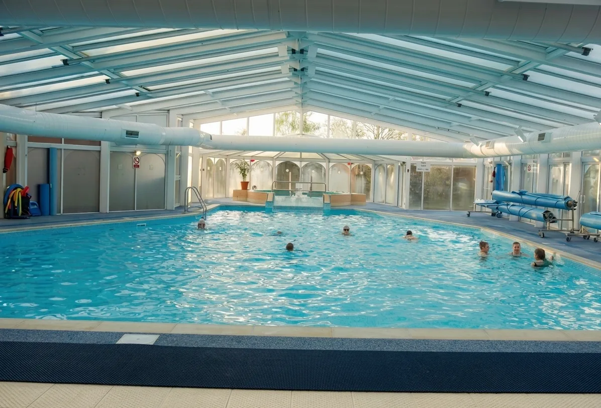 Swimming pool leisure centre, BVS high-humidity AHU specification